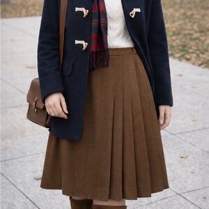 Pendleton vintage Pure Virgin Wool Pleated Skirt USA Made size 10 camel brown
